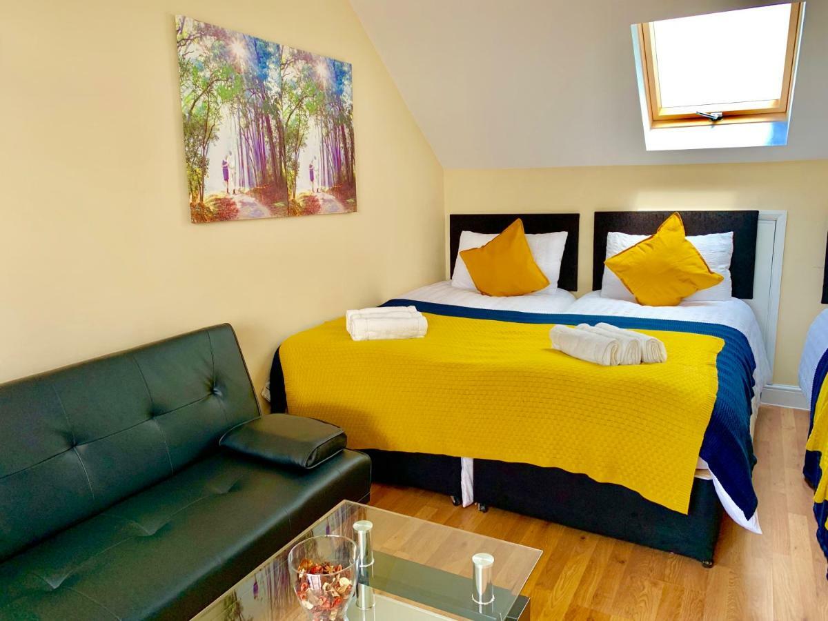 London Studio Apartments, Private Bathrooms And Parking Ilford Exterior photo
